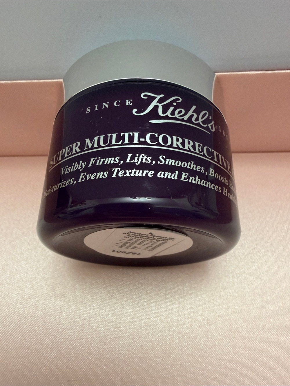 Kiehl's Super Multi-Corrective Cream — Dark Purple Jar with Silver Cap